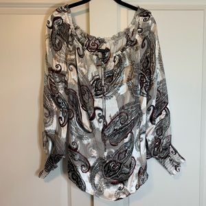 White House Black Market Blouse with ruffles XL
